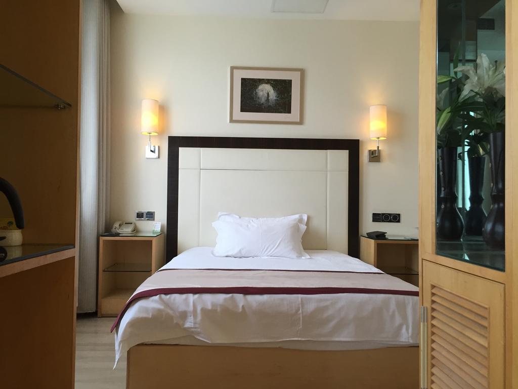 Alton Hotel Wuhu Номер фото